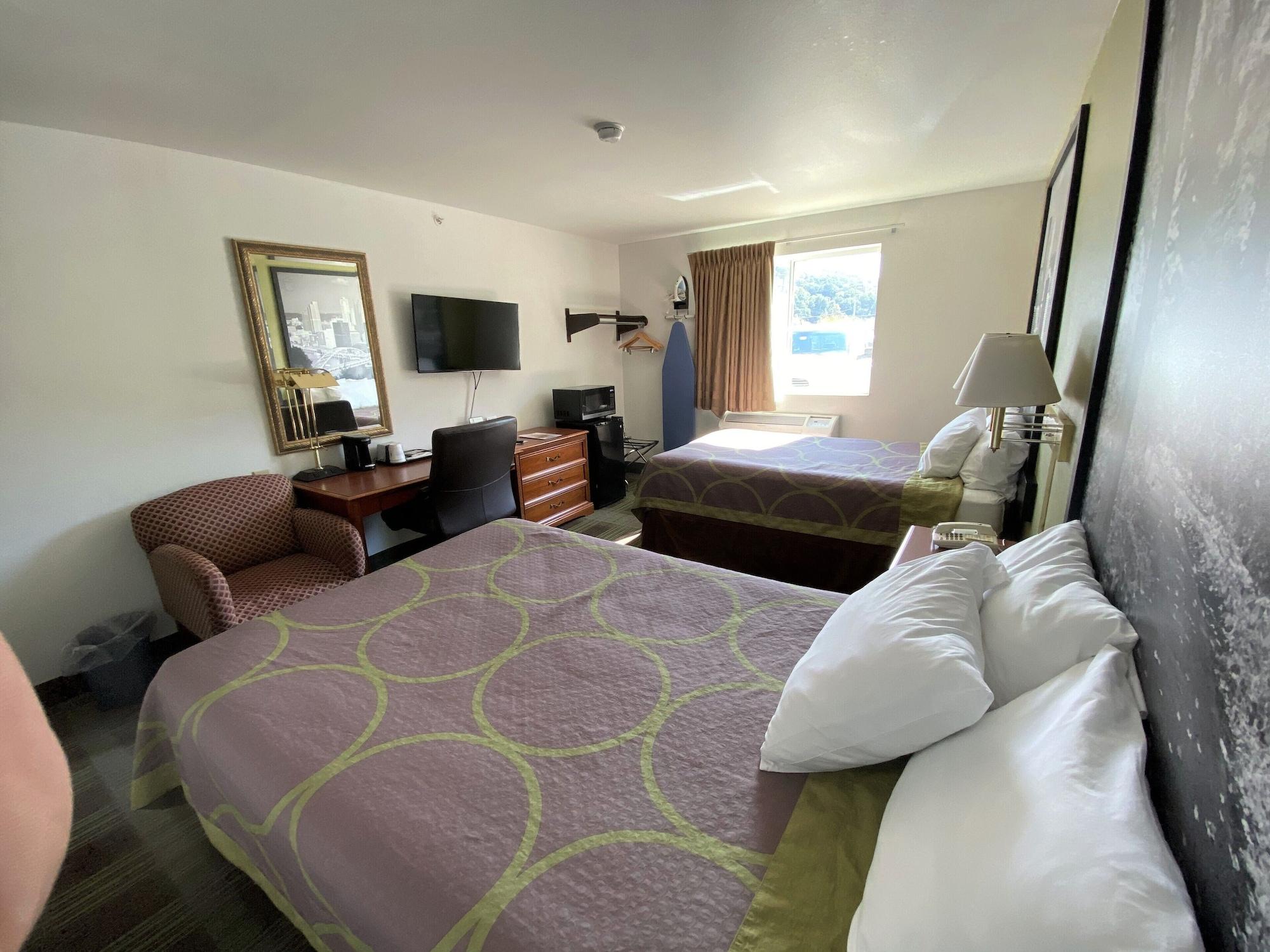 Super 8 By Wyndham Pittsburgh/monroeville 2* Monroeville