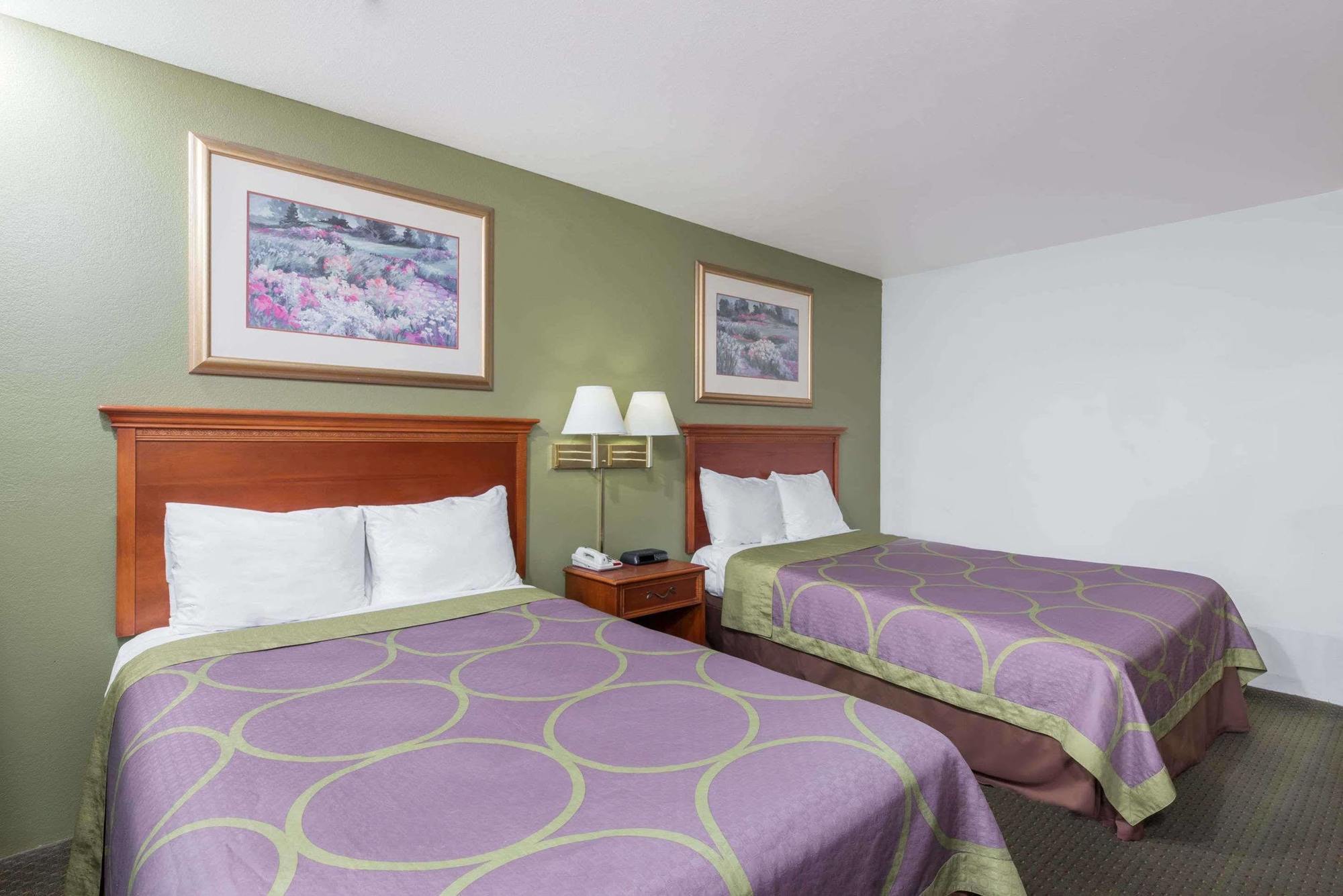 Hotel Super 8 By Wyndham Pittsburgh/monroeville